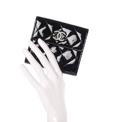 Chanel Patent Quilted Brilliant Compact Wallet Black 2 of 8