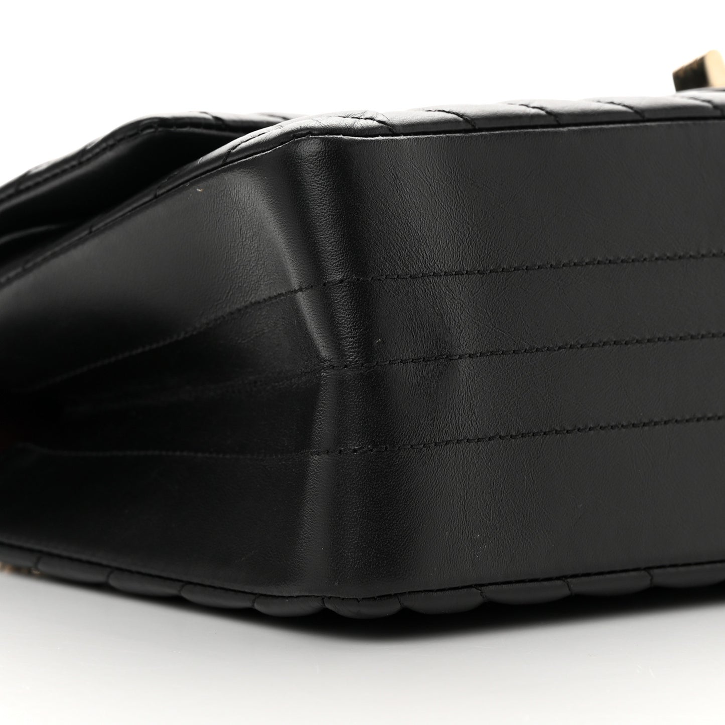 Aged Calfskin Chevron Quilted 2.55 Reissue 226 Flap Black