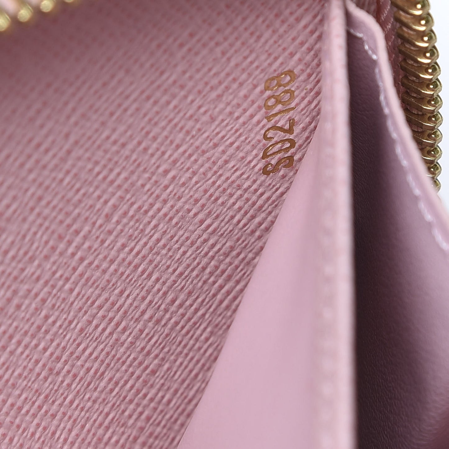 Damier Azur Zippy Wallet Rose Ballerine