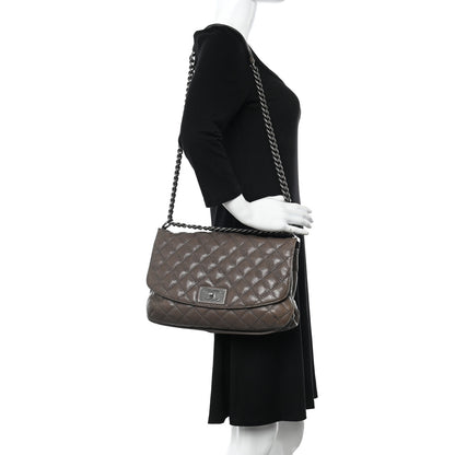 Chanel Glazed Caviar Medium Flap Khaki 2 of 14