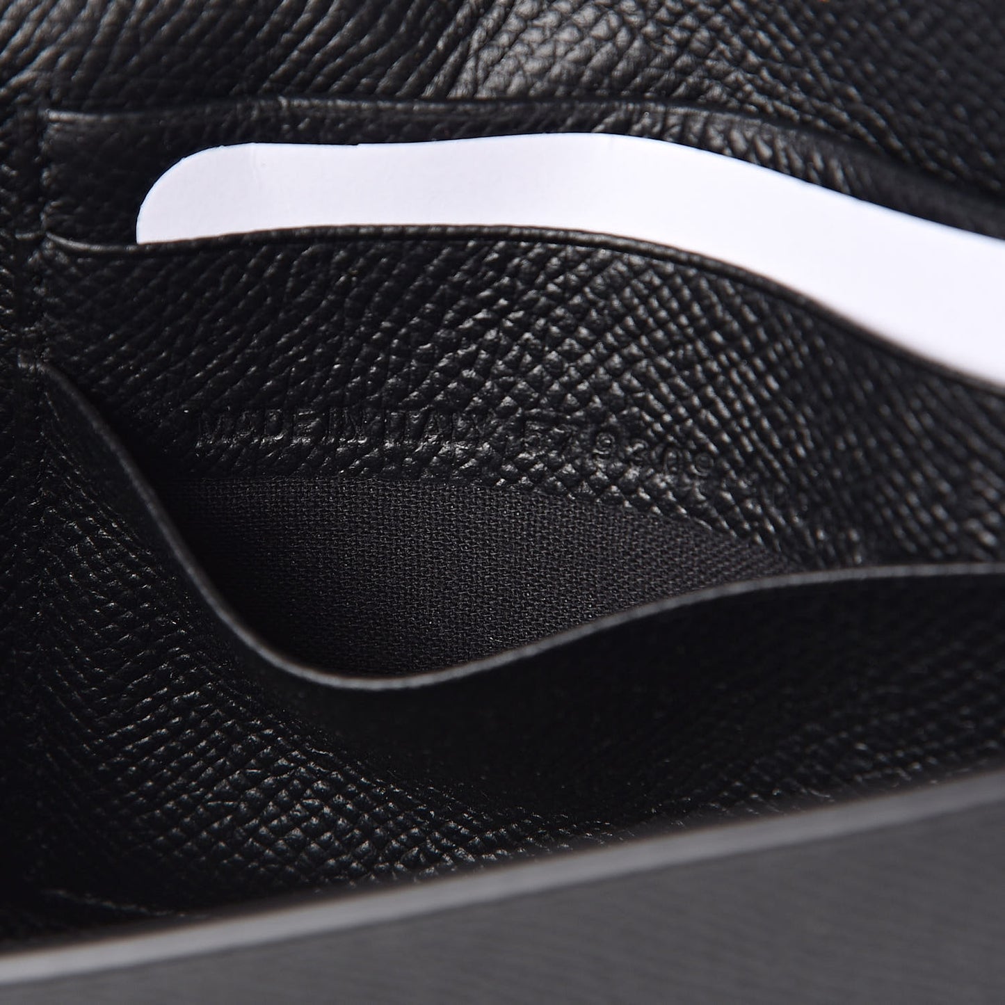 Signature Grained Calfskin Logo Ville Wallet on Chain Black