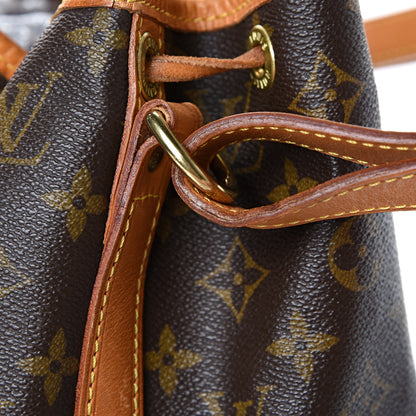Louis Vuitton Monogram Petit Noe 15 of 16