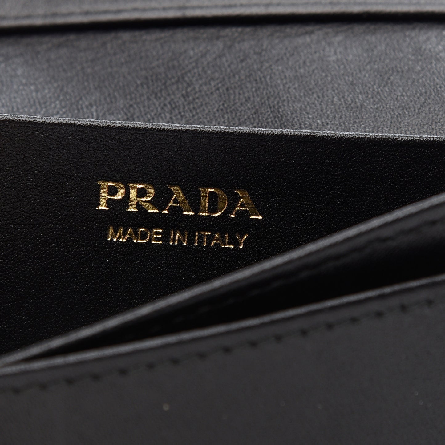 Vitello Move Card Holder Black