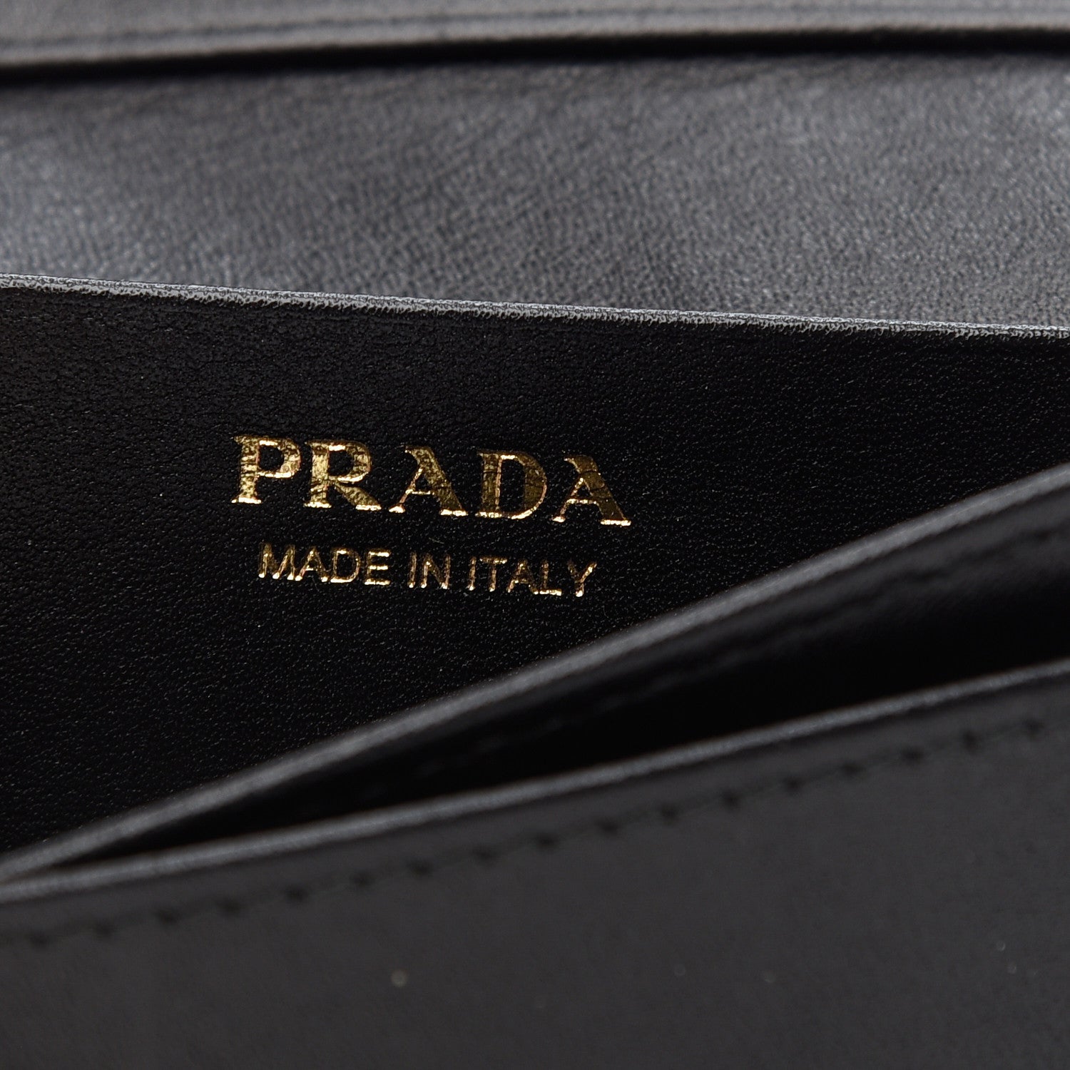 Prada Vitello Move Card Holder Black 6 of 7
