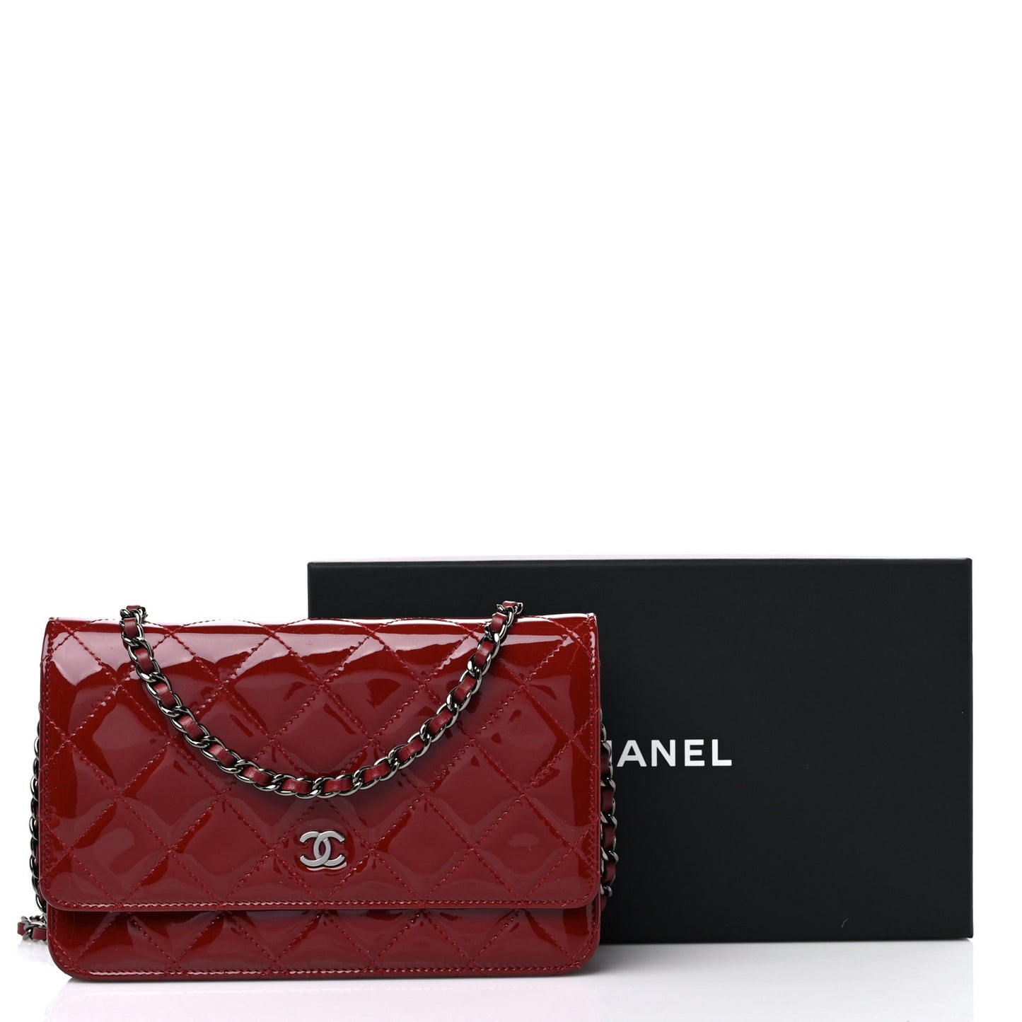 Patent Quilted Wallet On Chain WOC Red