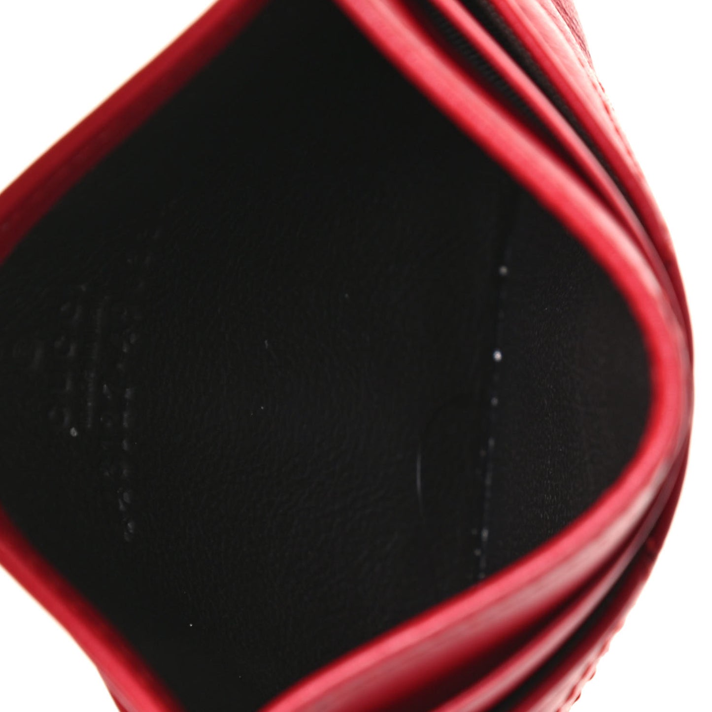 Calfskin Matelasse GG Marmont Card Holder Hibiscus Red