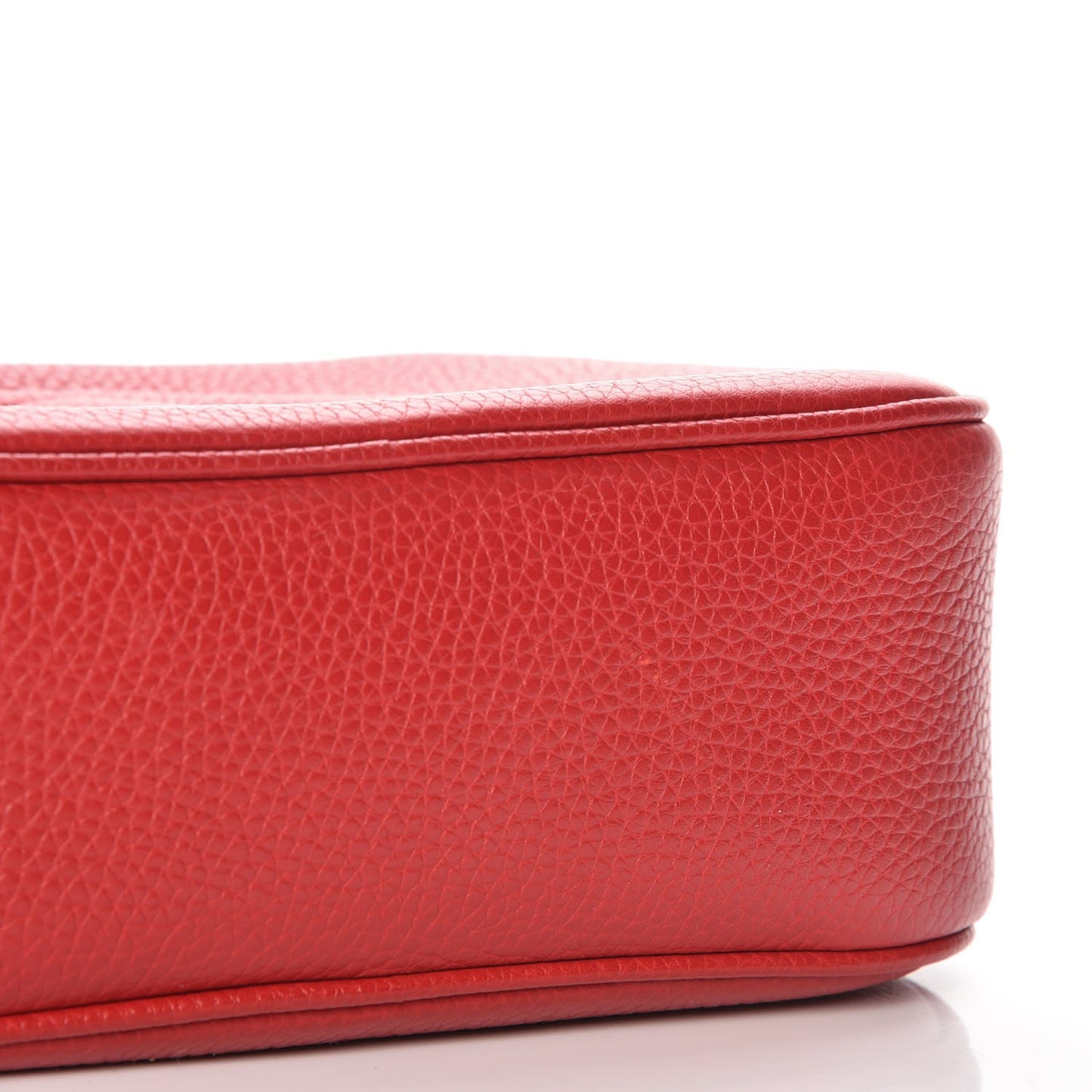 Pebbled Calfskin Small Soho Disco Bag Tabasco Red