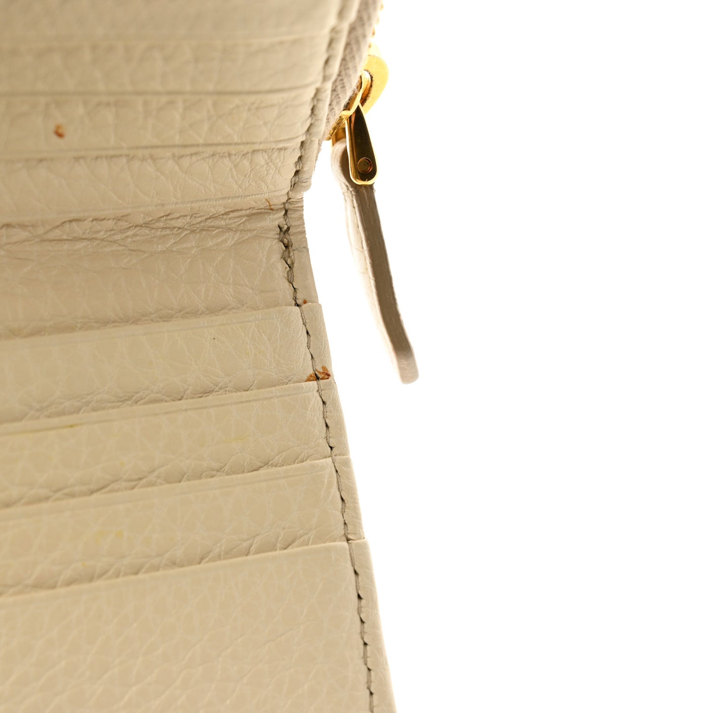 Vitello Daino Compact Zip Around Wallet Cera