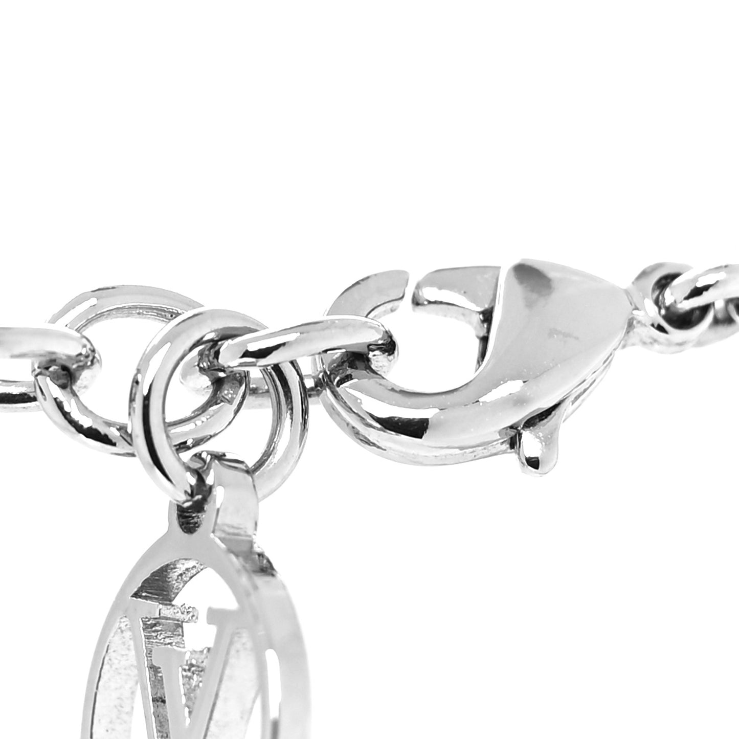 Metal Essential V Supple Necklace Silver