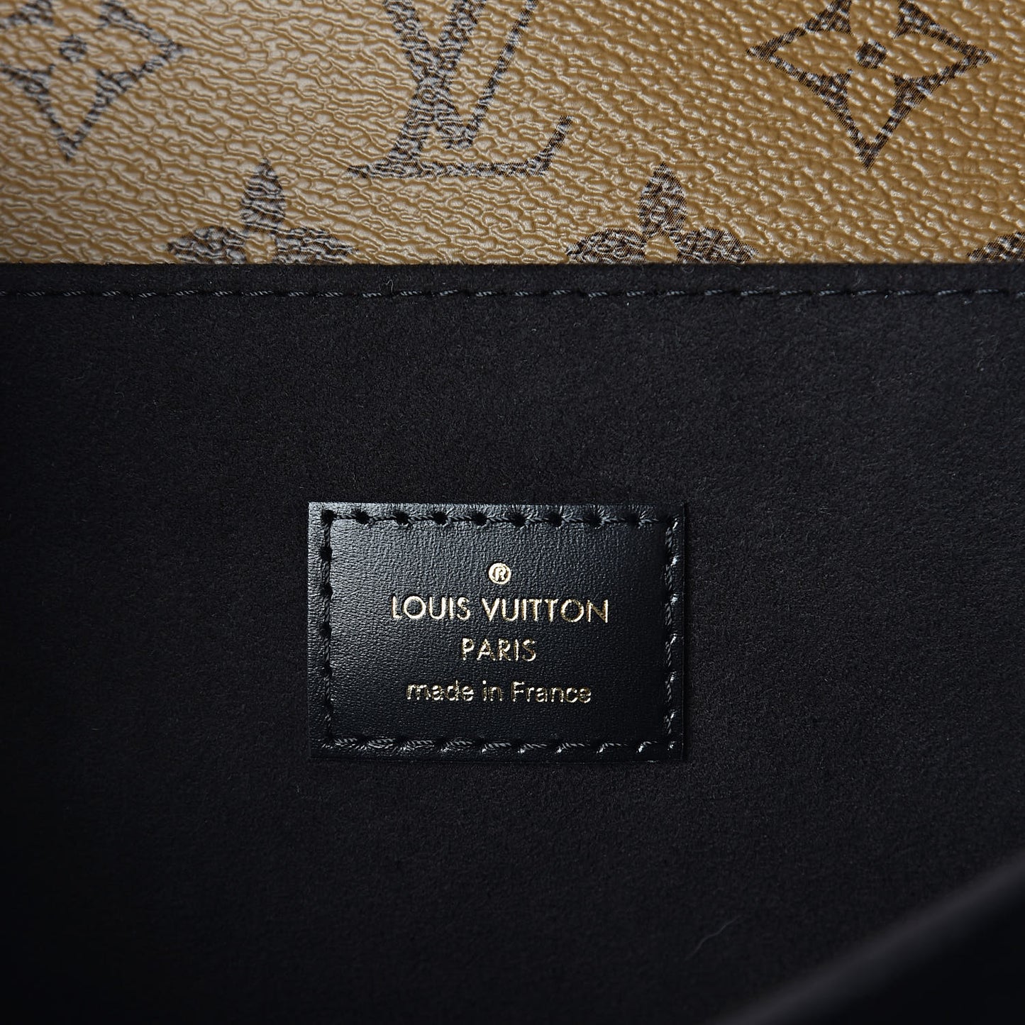 Reverse Monogram Pochette Metis