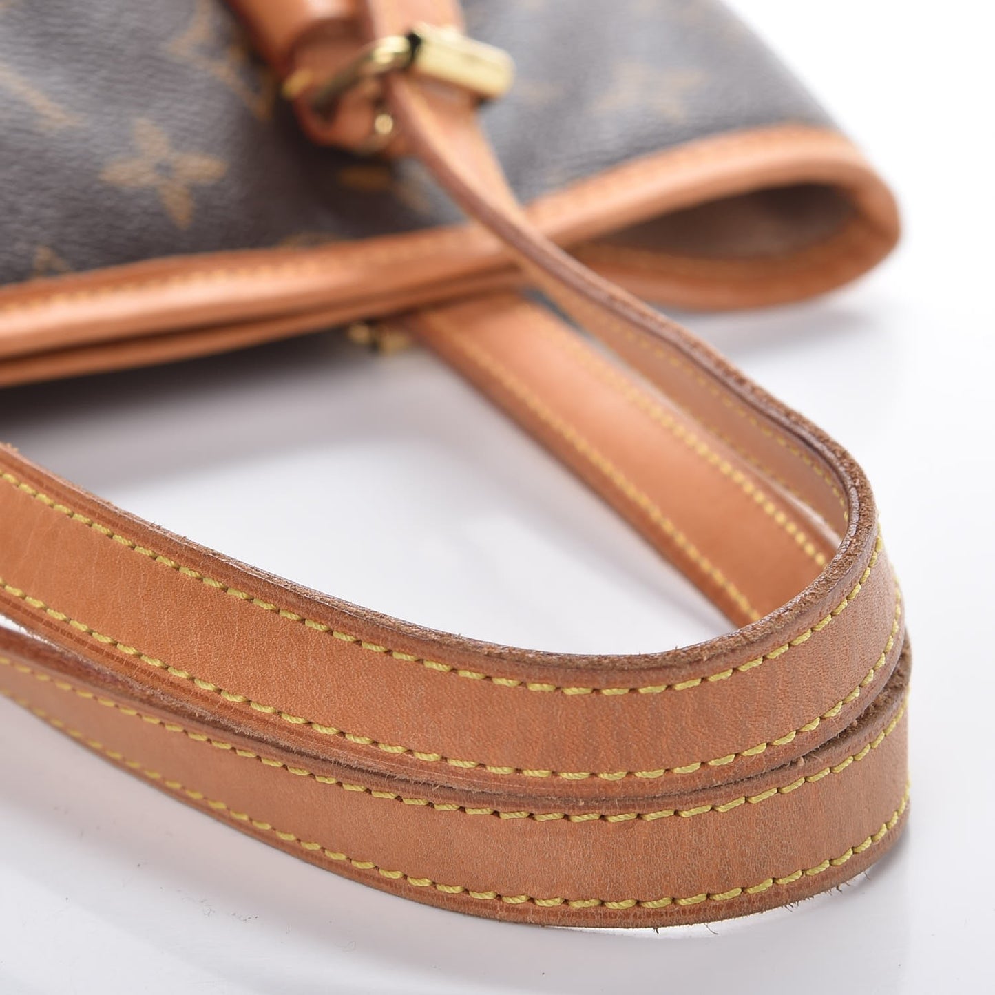 Monogram Petit Bucket 23