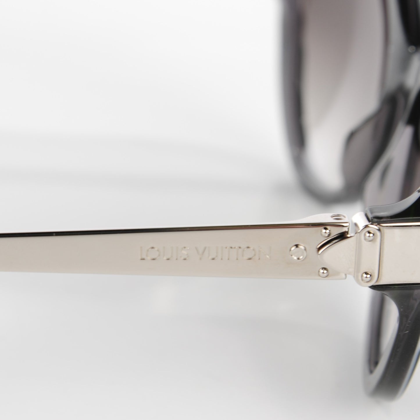 Petit Soupcon Cat Eye Sunglasses Black