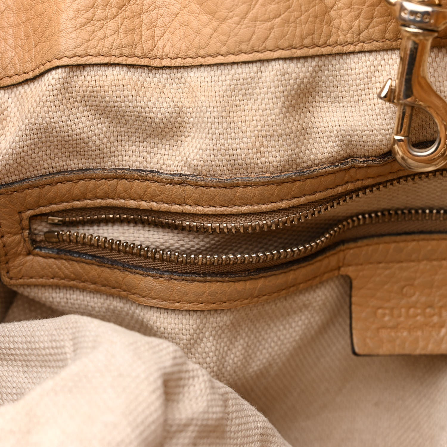 Gucci Pebbled Calfskin Large Soho Chain Shoulder Bag Nude 13 of 19
