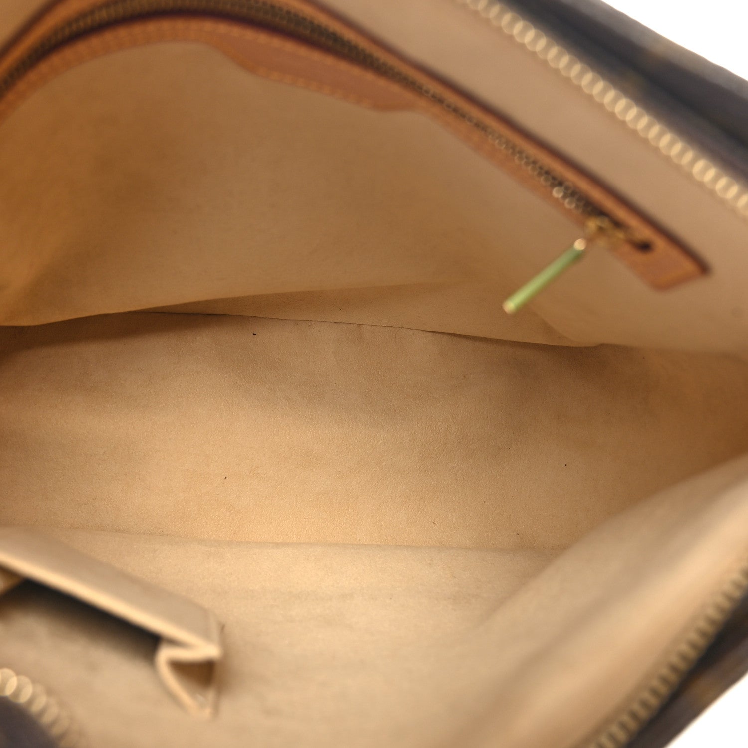 Louis Vuitton Monogram Looping GM 5 of 8