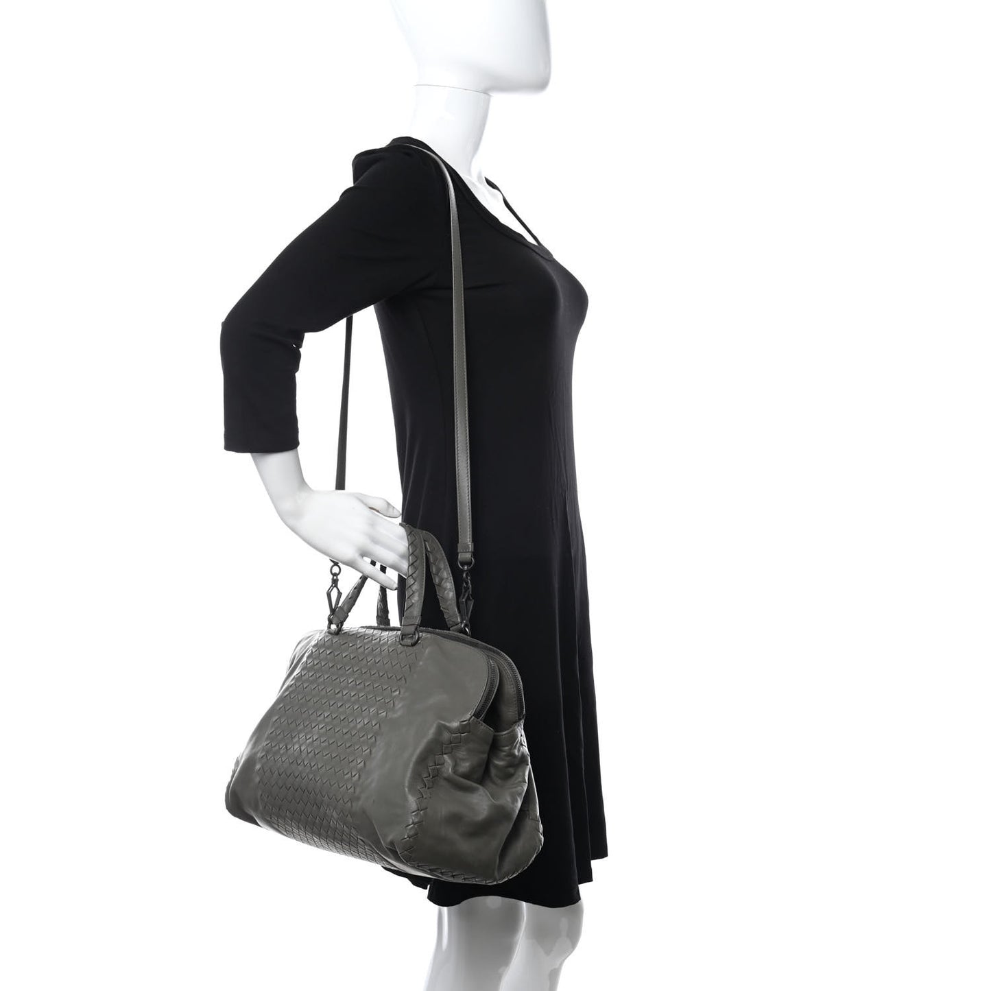 Calfskin Intrecciato Large Leggero Tote Kaki Fondente