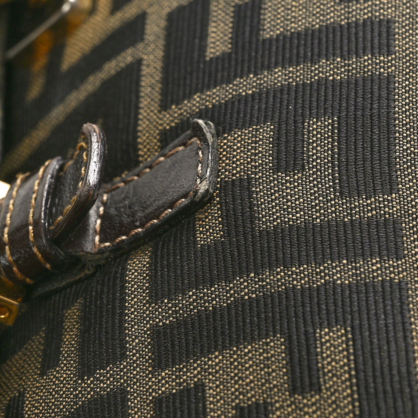 Zucca Small Handbag Tobacco