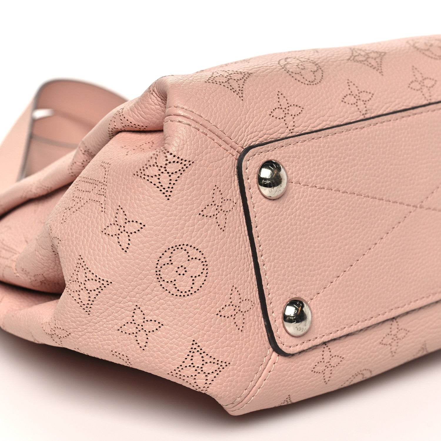Louis Vuitton Mahina Babylone Chain BB Magnolia 8 of 9