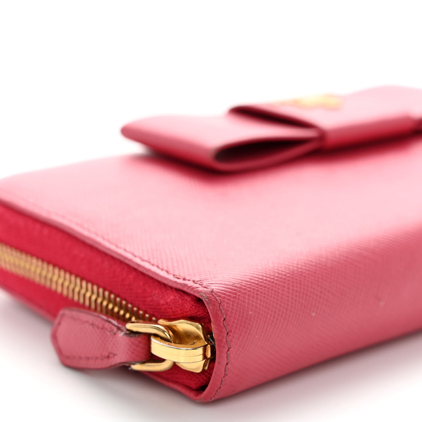 Saffiano Fiocco Bow Zip Around Wallet Peonia