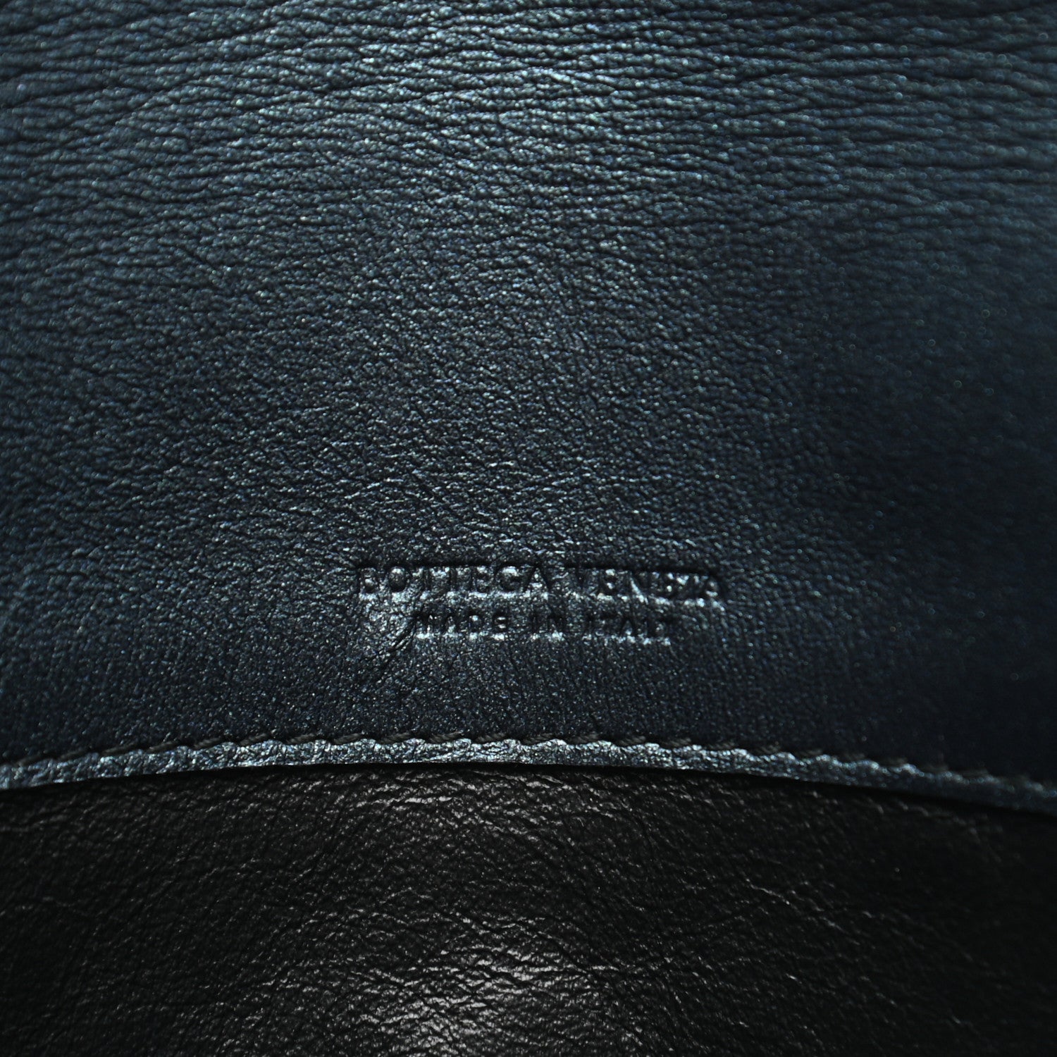 Bottega Veneta Metallic Nappa Intrecciato Pouch Set Multicolor 9 of 15