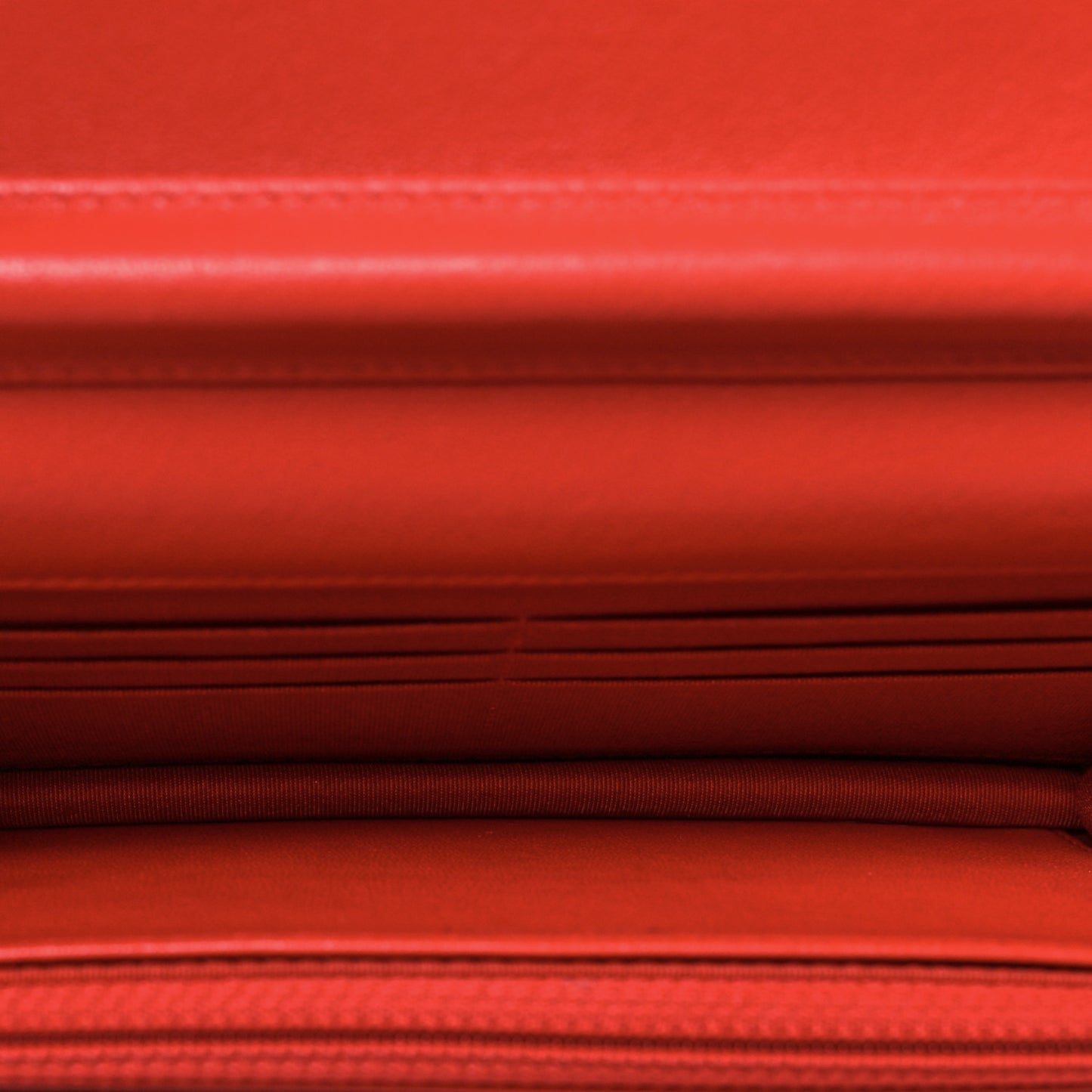 Grained Calfskin Quilted CC Box Wallet On Chain WOC Red