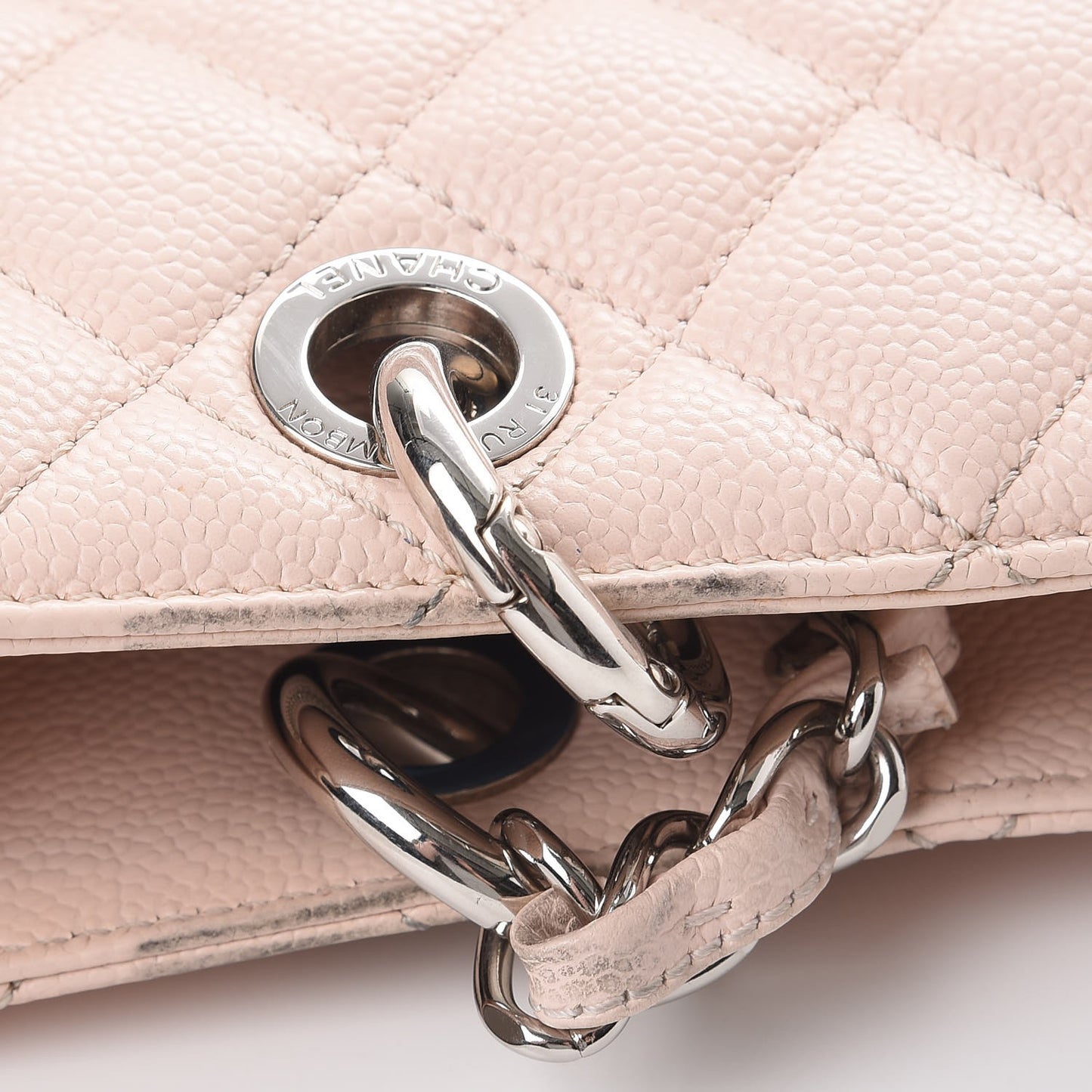 Caviar Quilted Grand Shopping Tote GST Light Pink
