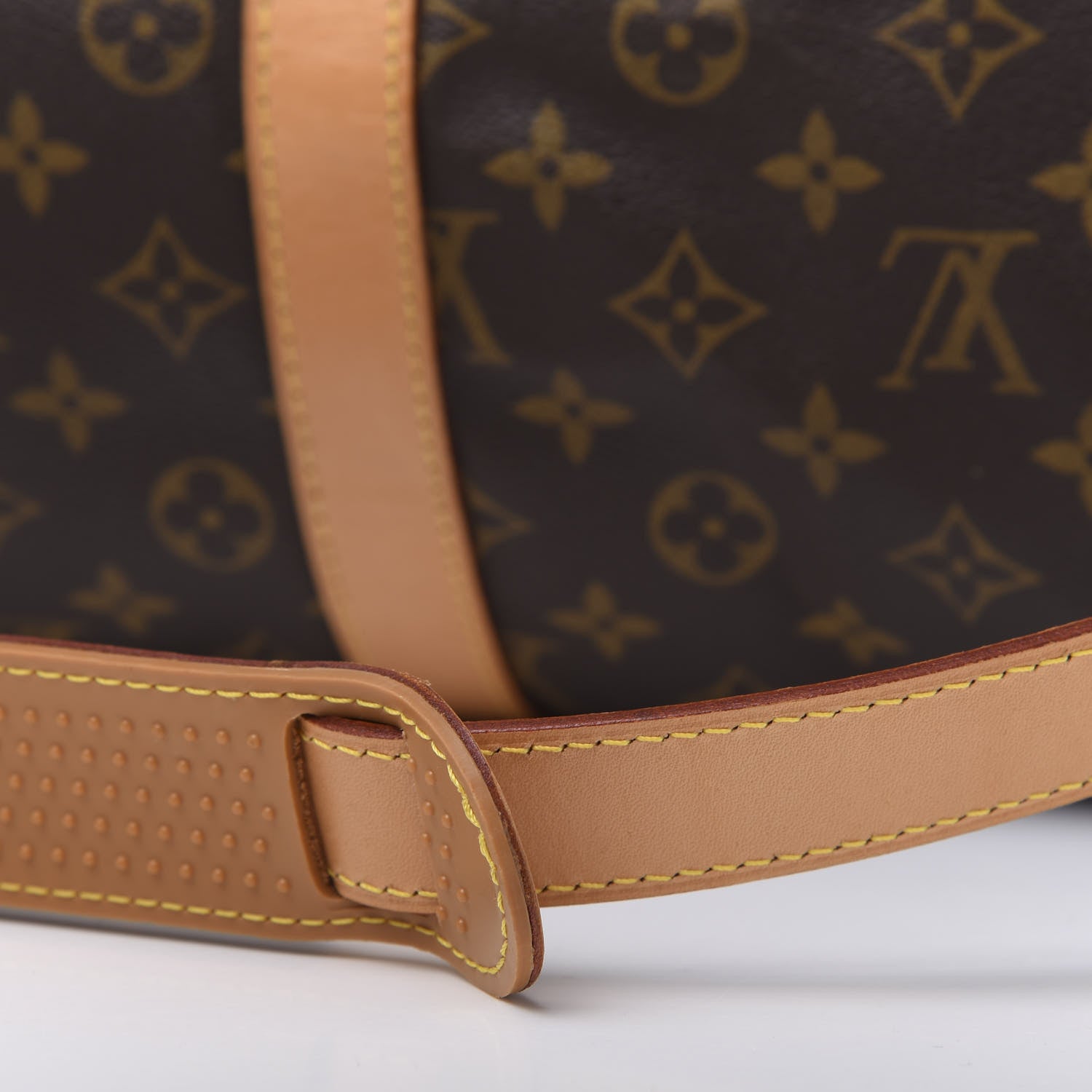 Louis Vuitton Monogram Keepall Bandouliere 55 14 of 15