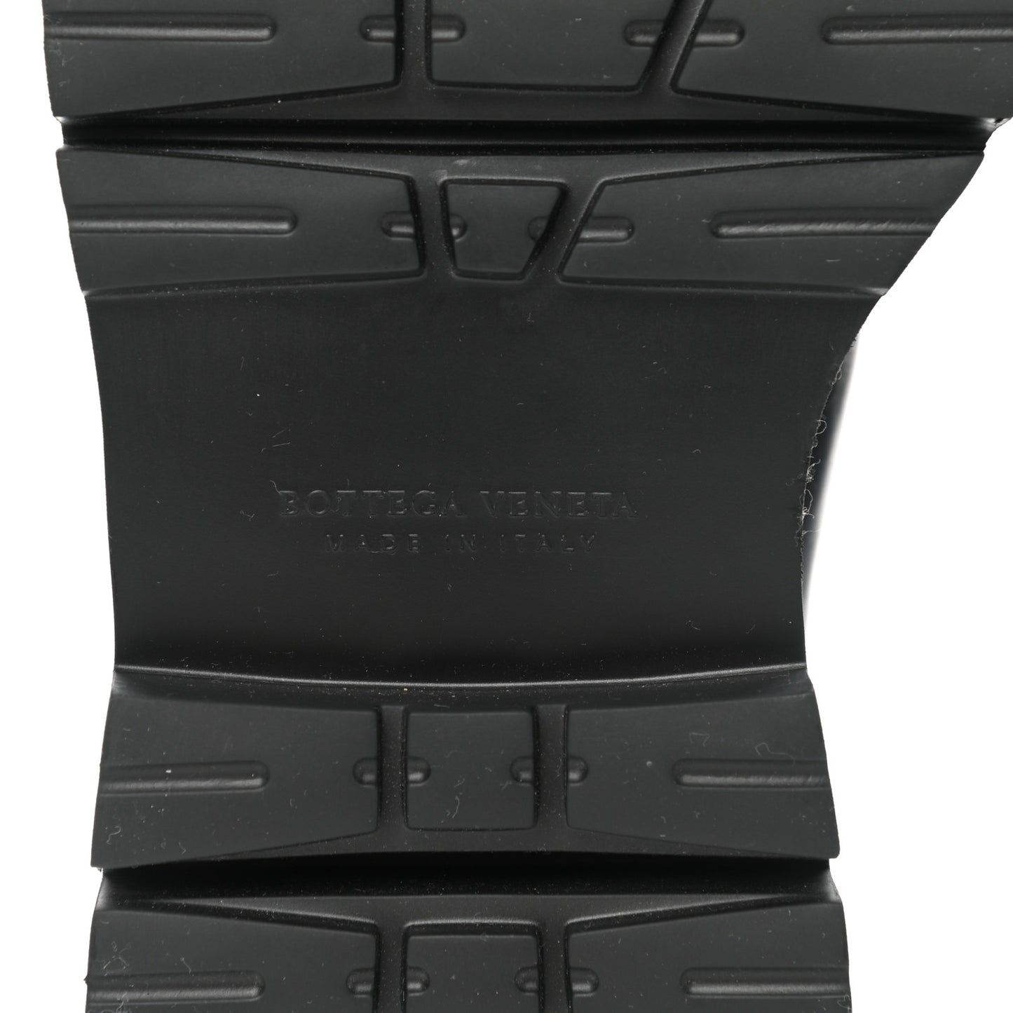 Calfskin The Lug Chelsea Boots 41 Black