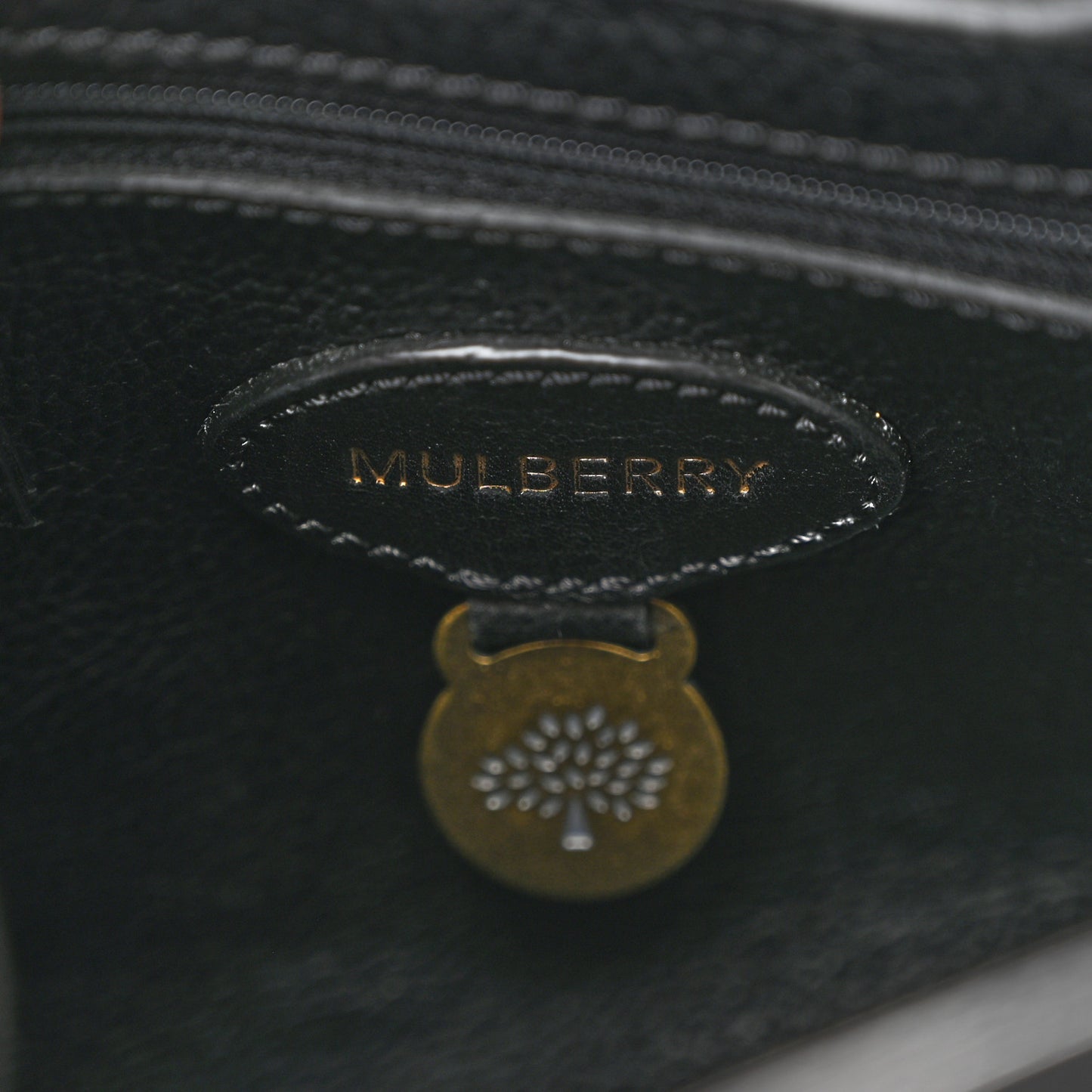 Natural Vegetable Tanned Small Bayswater Black