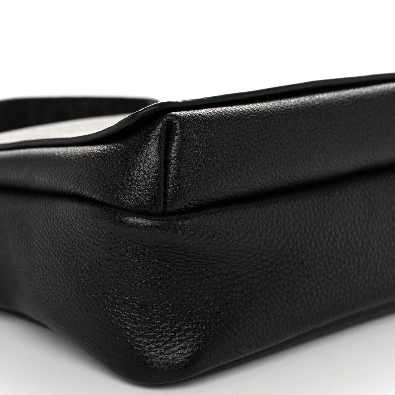Loewe Supple Grained Calfskin Medium Messenger Bag Black 9 of 10