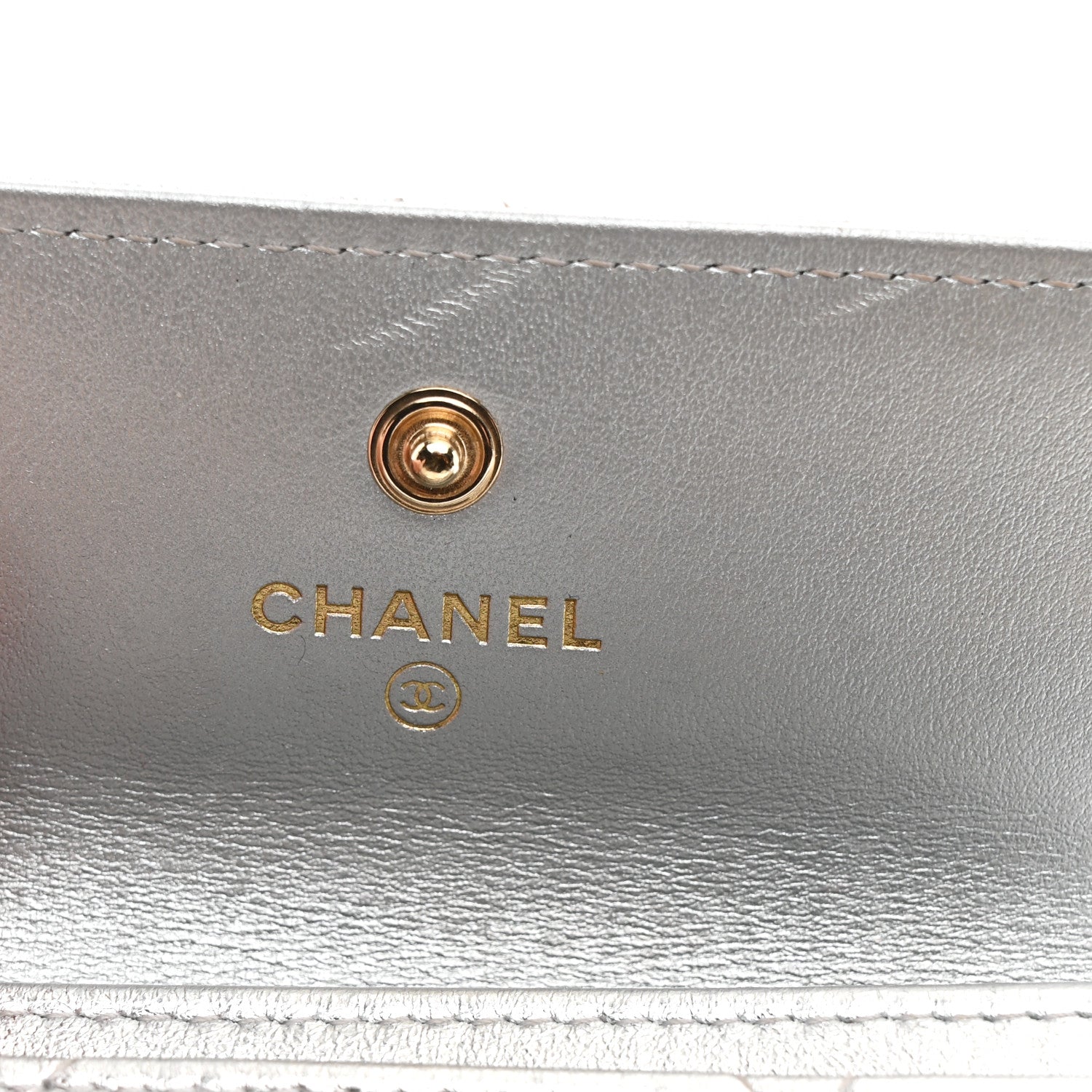 Chanel Metallic Goatskin Quilted Chanel 19 Flap Card Holder Silver 6 of 9