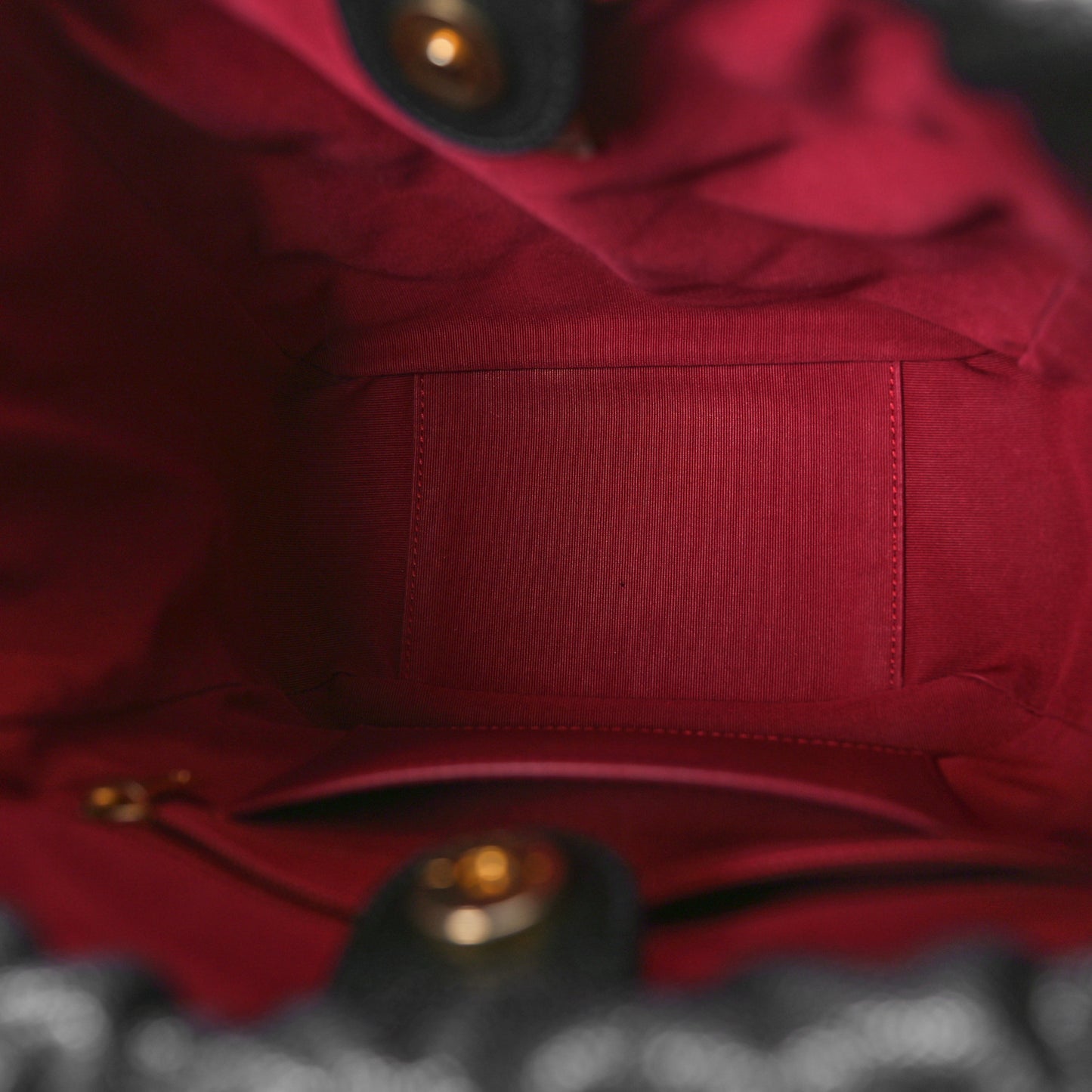 Caviar Quilted Chain Around Multi Chain Bucket Drawstring Bag Black