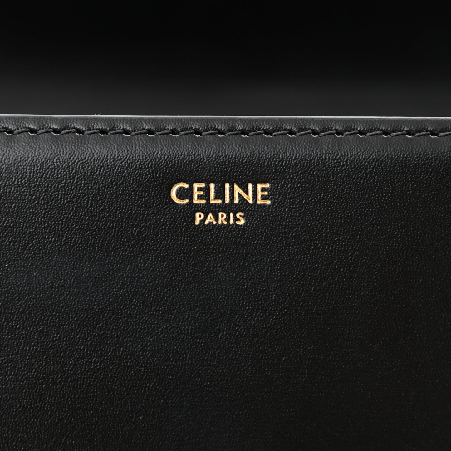 Shiny Calfskin Medium Triomphe Black
