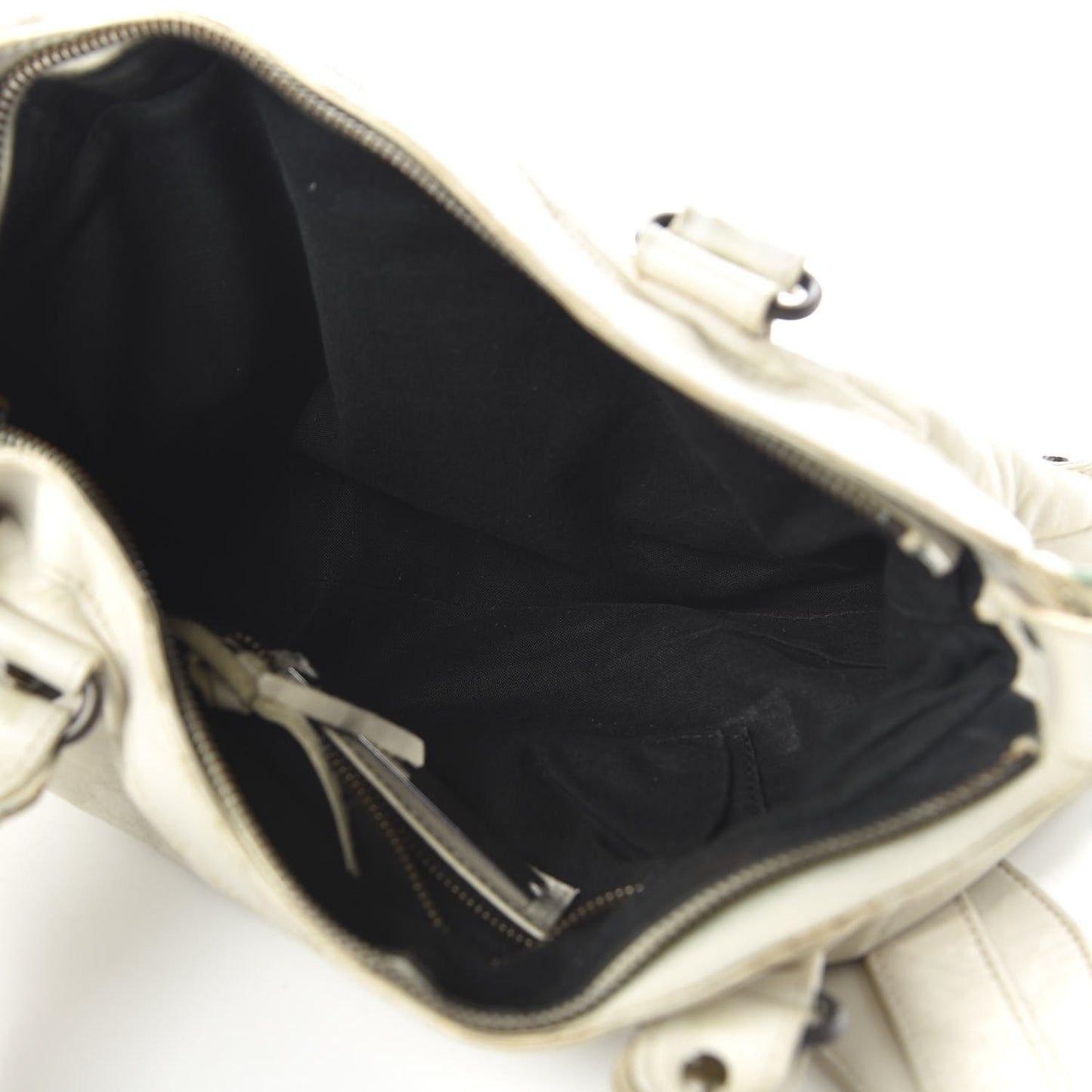Chevre Classic Hardware First White