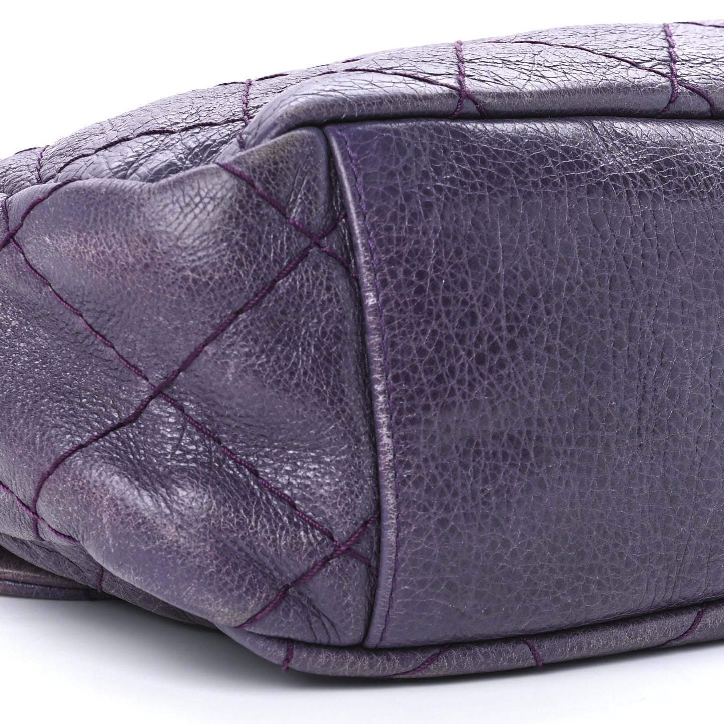 Glazed Calfskin Stitched On The Road Flap Purple