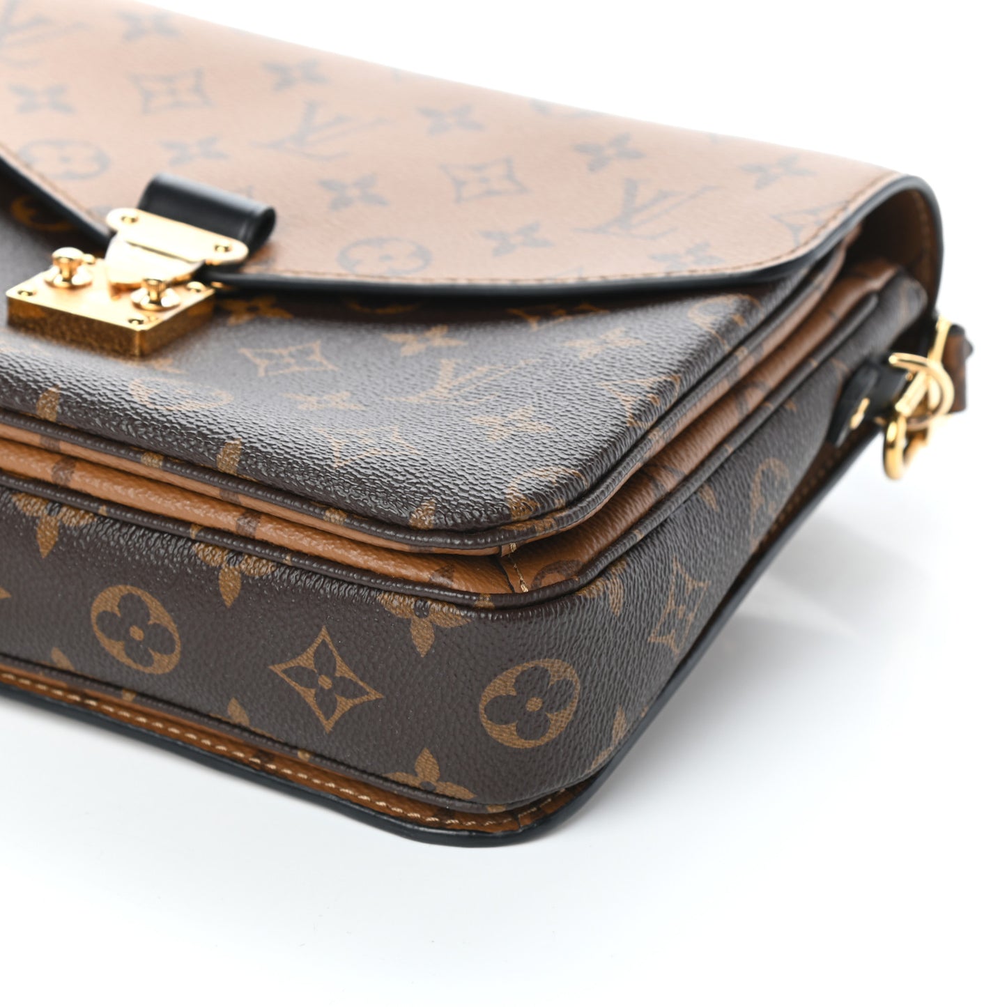 Reverse Monogram Pochette Metis