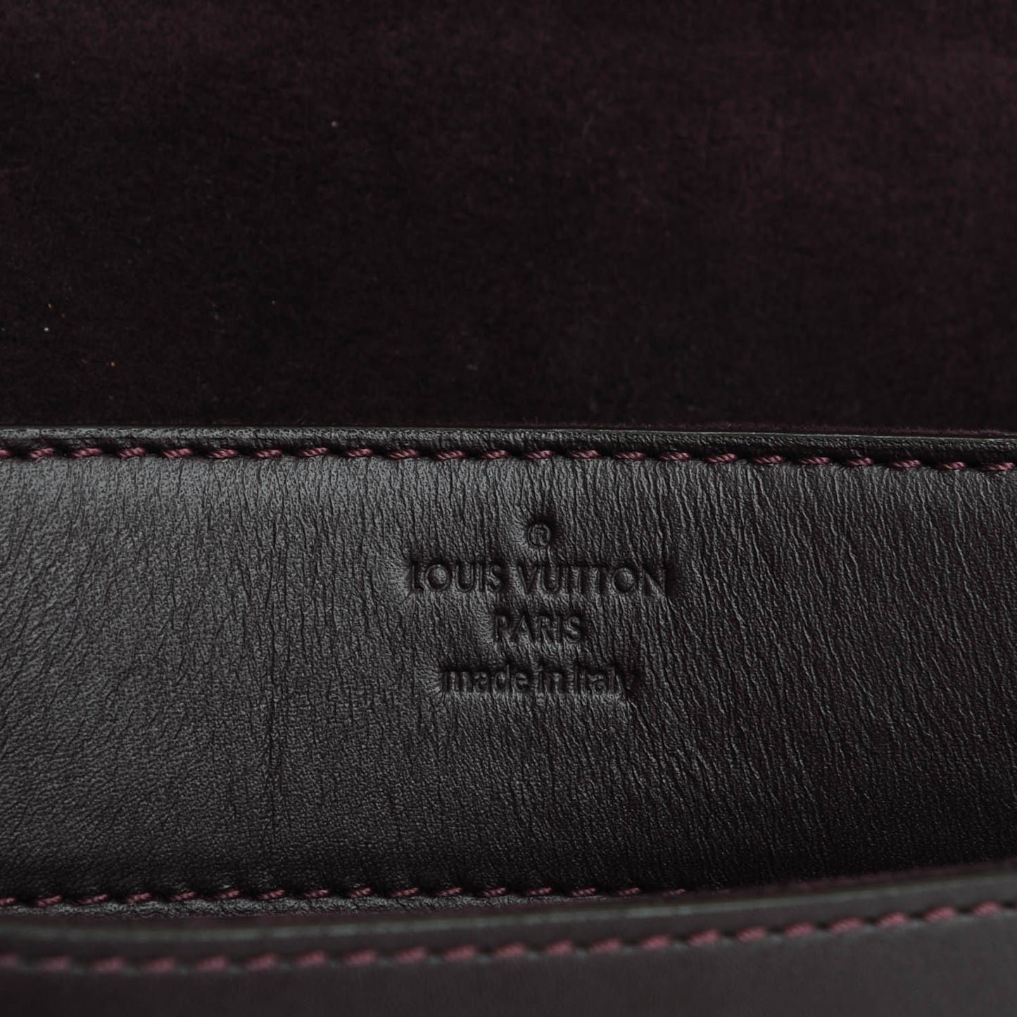Calfskin Chain Louise GM Amarante