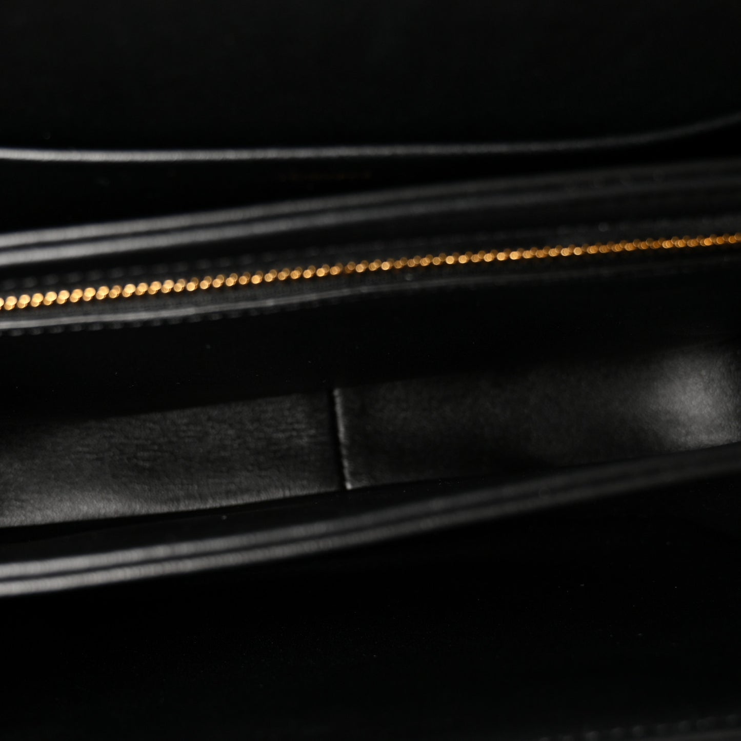 Shiny Calfskin Medium Triomphe Black