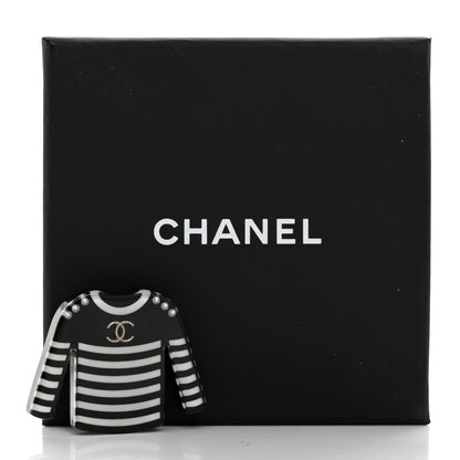 Chanel Resin Sweater CC Brooch Black White 5 of 5