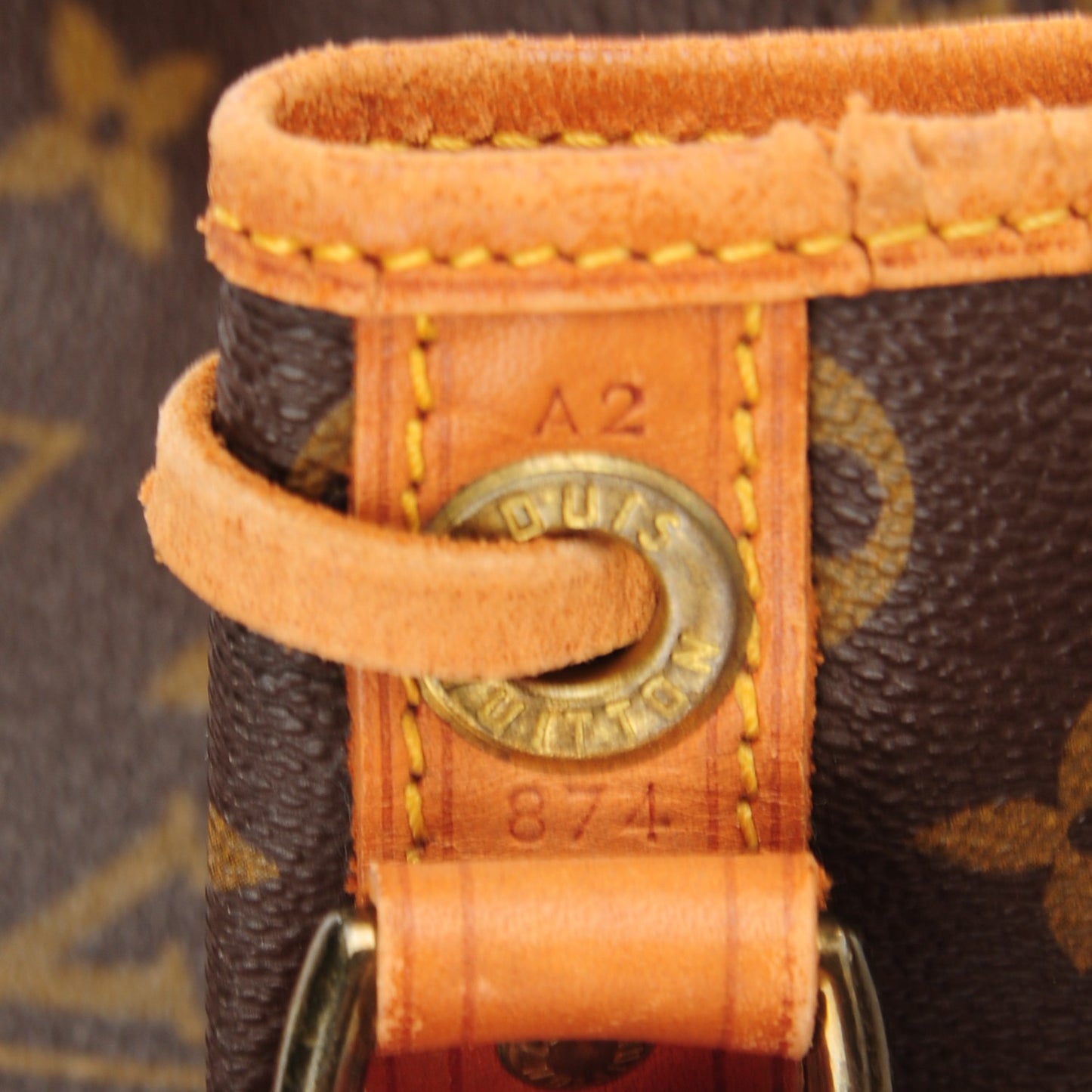 Monogram Noe