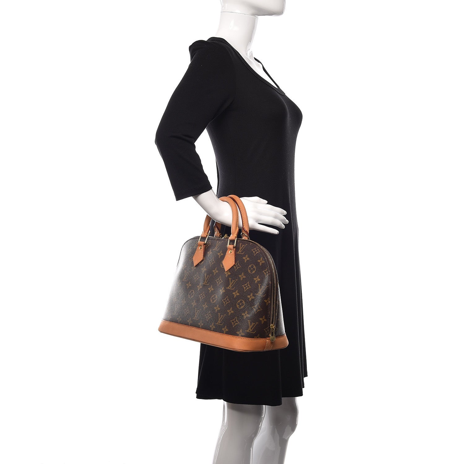 Louis Vuitton Monogram Alma PM 2 of 20