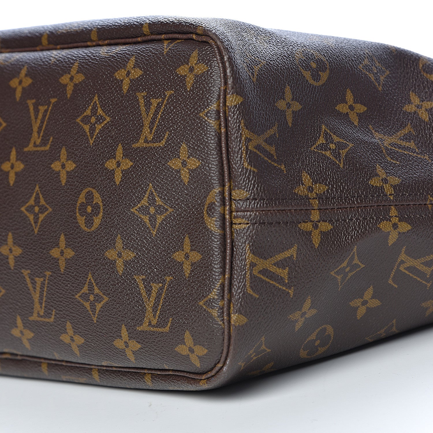 Louis Vuitton Monogram Neverfull MM 16 of 17