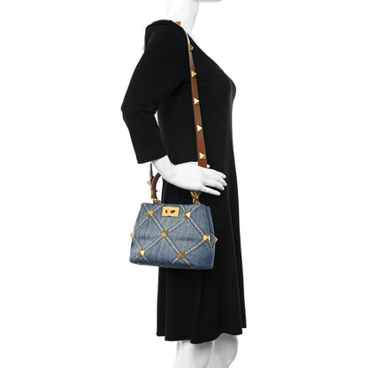 Valentino Garavani Denim Small Roman Stud The Handle Bag Light Denim Selleria 2 of 10