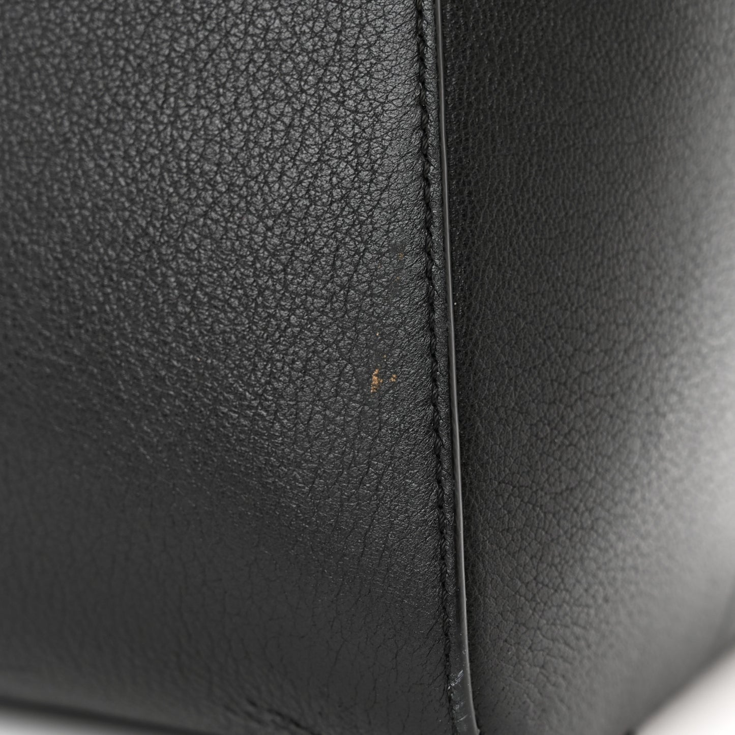 Sugar Goatskin Medium Antigona Black