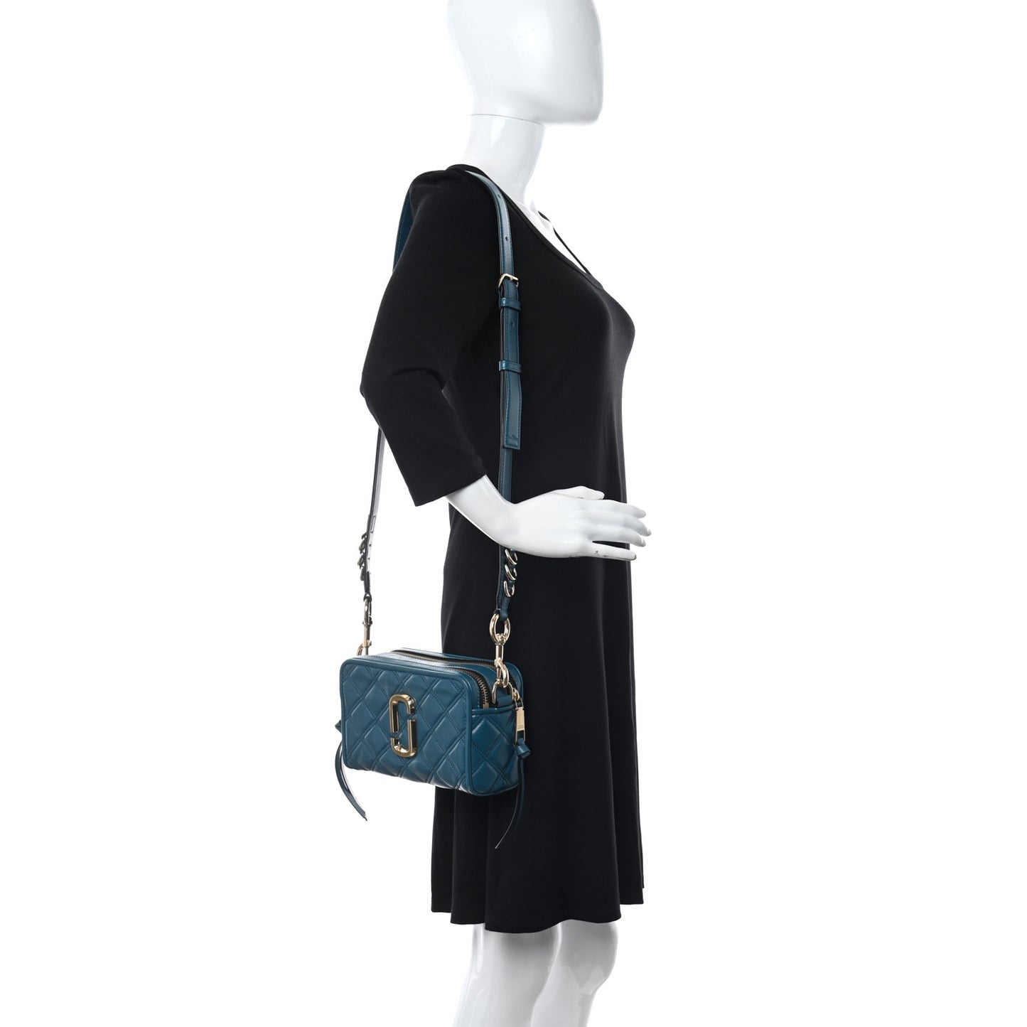 Natural Grain Calfskin Quilted The Softshot 21 Bag Blue