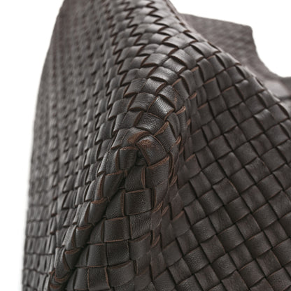 Bottega Veneta Nappa Intrecciato Medium Cabat Ebano 13 of 14