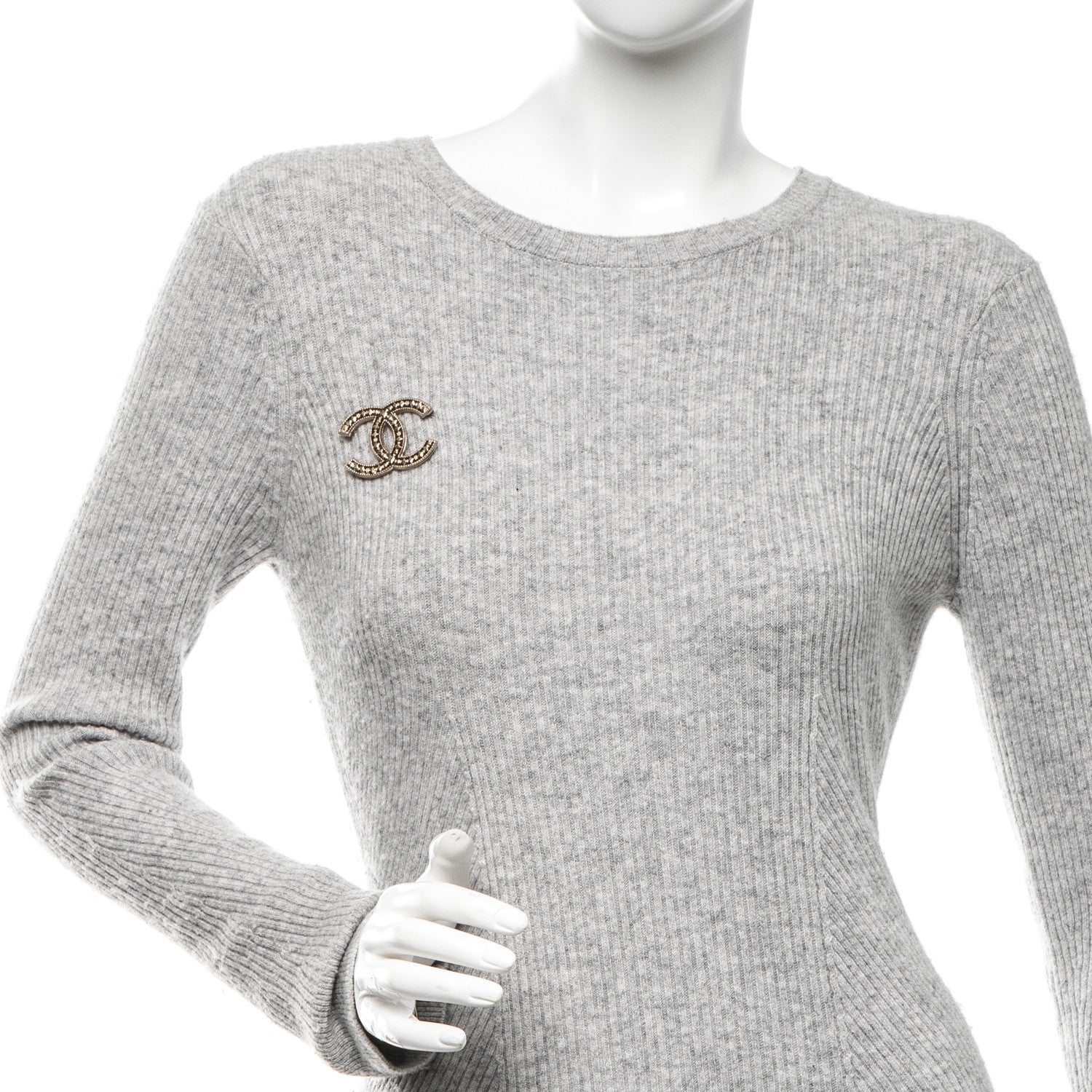 Chanel CC Brooch Light Gold 2 of 5