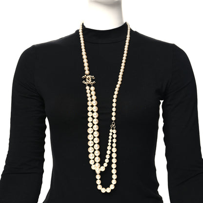 Chanel Graduated Pearl Studded CC Long Necklace Gold 2 of 4