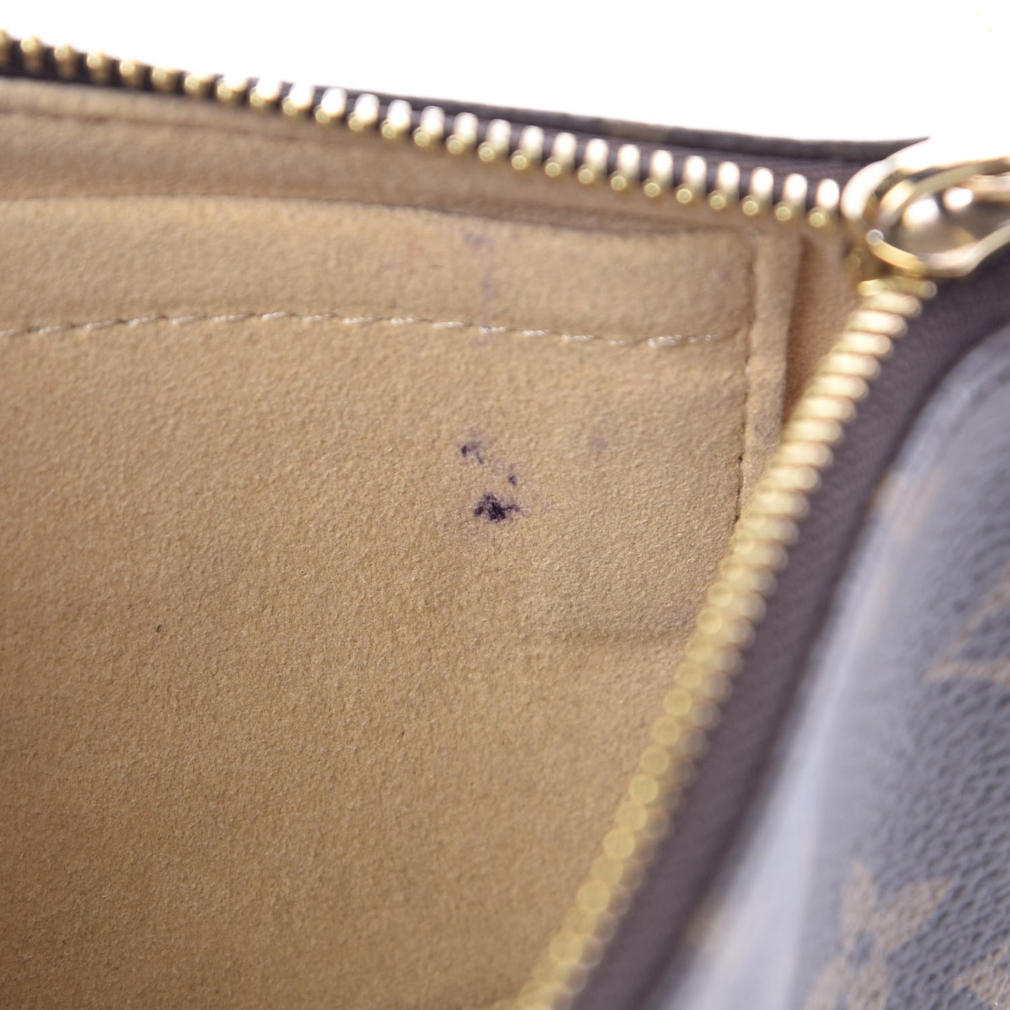 Monogram Pochette Milla MM