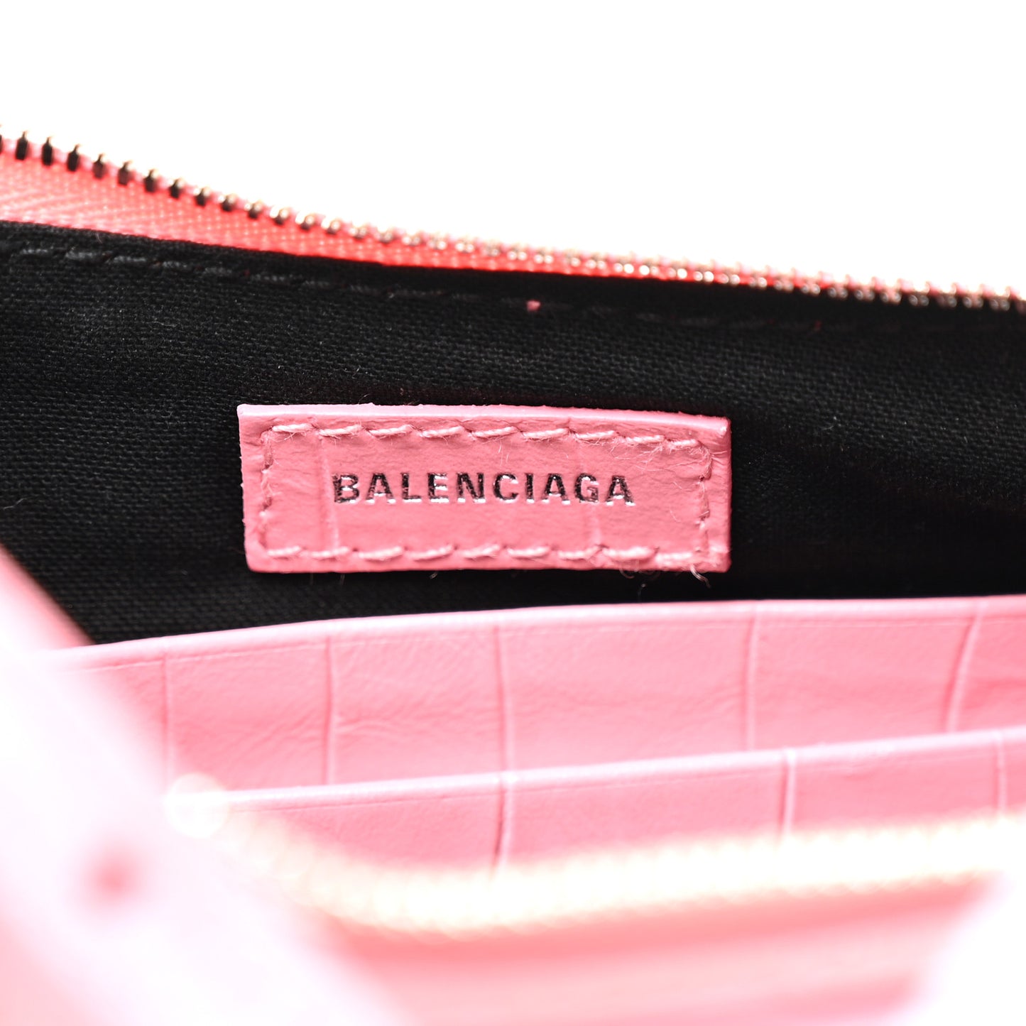 Extra Supple Calfskin Crocodile Embossed Le Cagole Mini Purse With Chain Sweet Pink