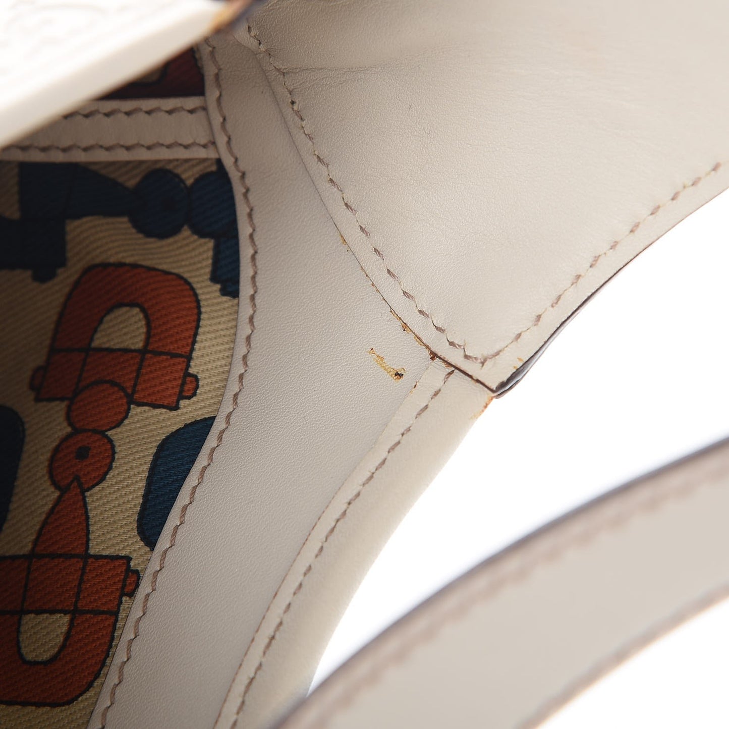 Guccissima Punch Hobo Bag White